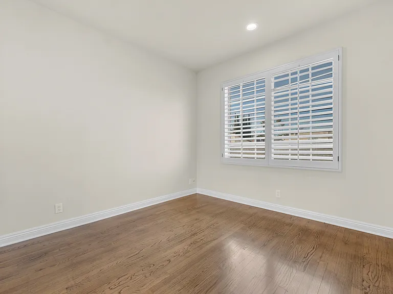 14234 Dickens St #3 — Photo 22