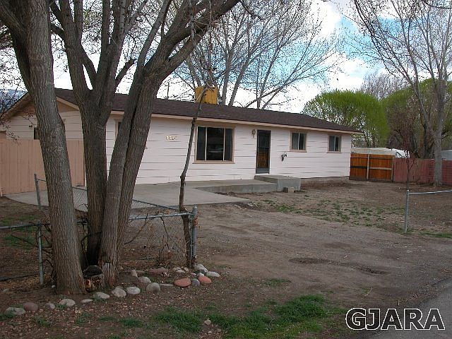1st image of 3324 S Highland Dr