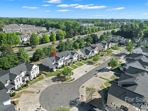 5th image of 14721 Lions Pride Ct