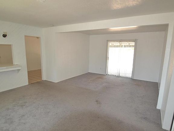 3rd image of 9380 Pike Rd