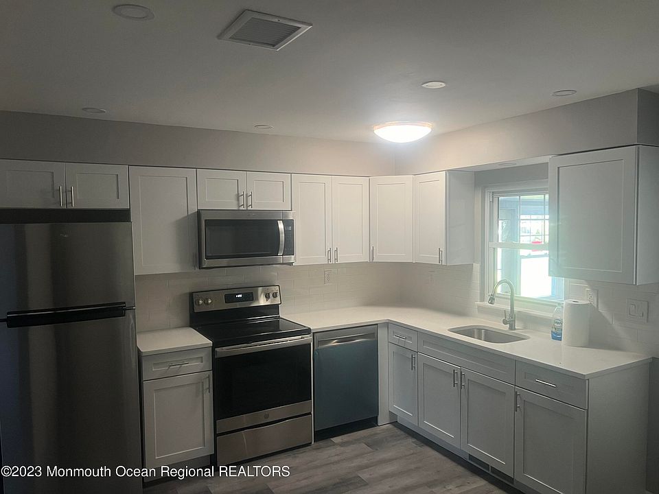 1st image of 84C Dorchester Drive #C