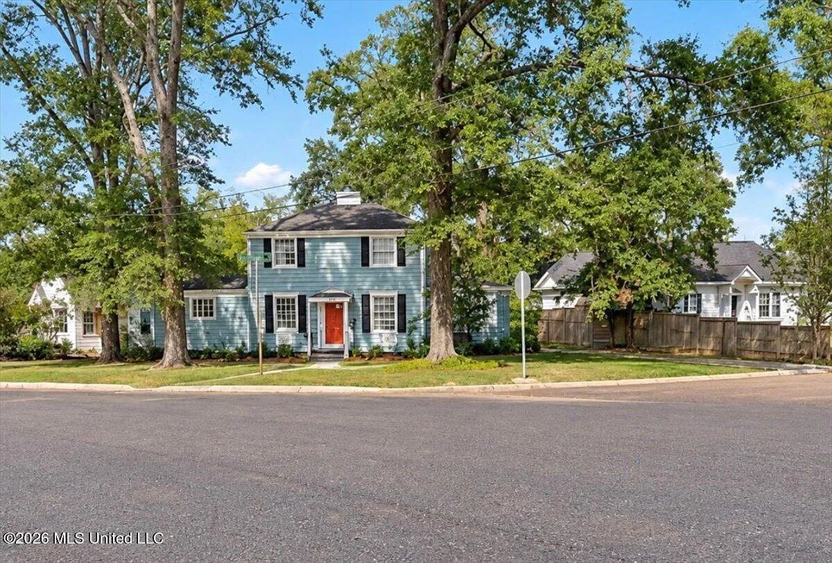 3 bed, 2.5 bath, 1780 sqft, $1,850 — Photo 2