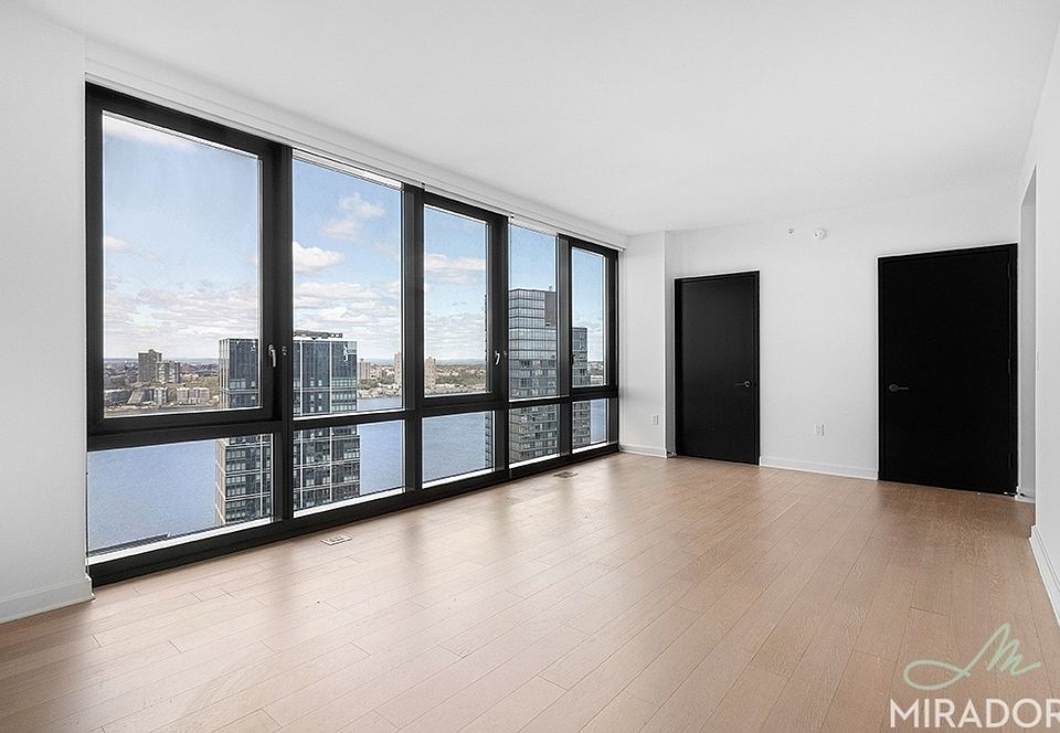 1st image of 21 W End Ave APT 2903