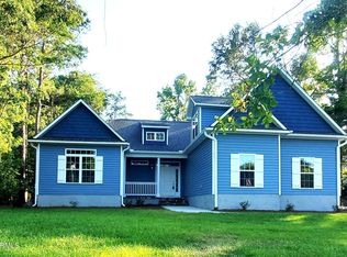 362 Mallard Bay Rd, Hampstead, NC 28443