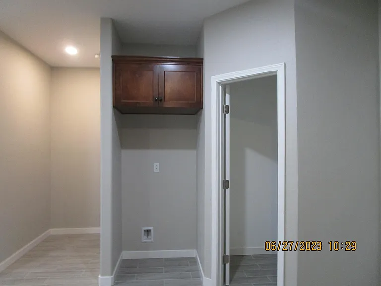 3622 Anderson St — Photo 6