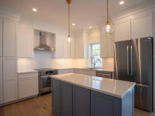 136 Locust Street #104, Dover, NH 03820