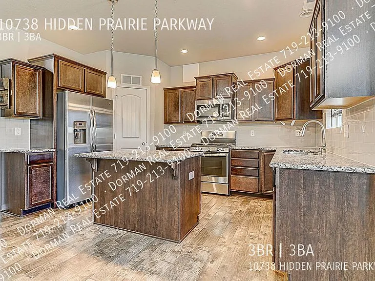 10738 Hidden Prairie Pkwy — Photo 8