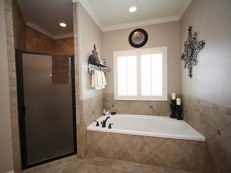 247 Hannah Ln — Photo 7
