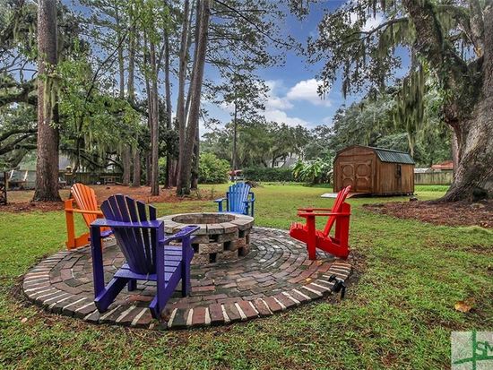 homes for sale in strathy hall richmond hill ga