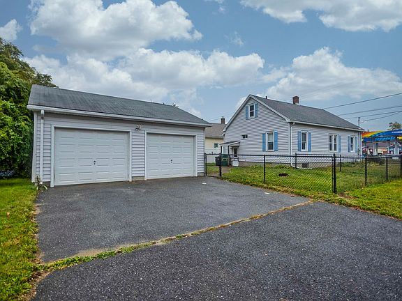 3rd image of 314 Carew St