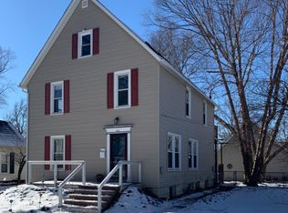 416 S 3rd St, Chesterton, IN 46304