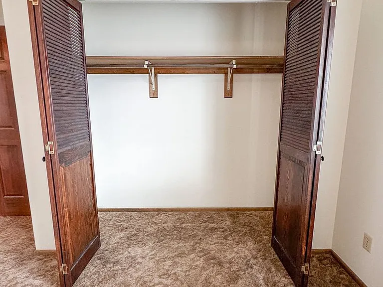 1341 Sugarview Dr — Photo 16