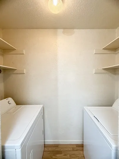 728 W San Antonio St #B — Photo 6