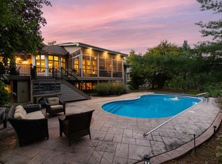 12389 Riverview Rd, Eden Prairie, MN 55347