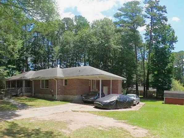 1848 Derrill Dr, Decatur, GA 30032