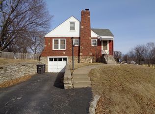 2332 S Maywood Ave, Independence, MO 64052