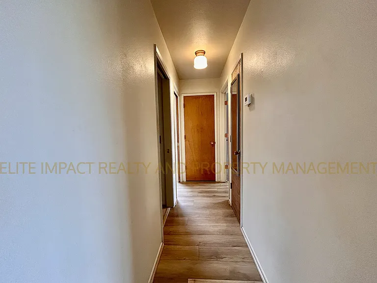 3215 North Cherry Avenue - 3215 — Photo 7