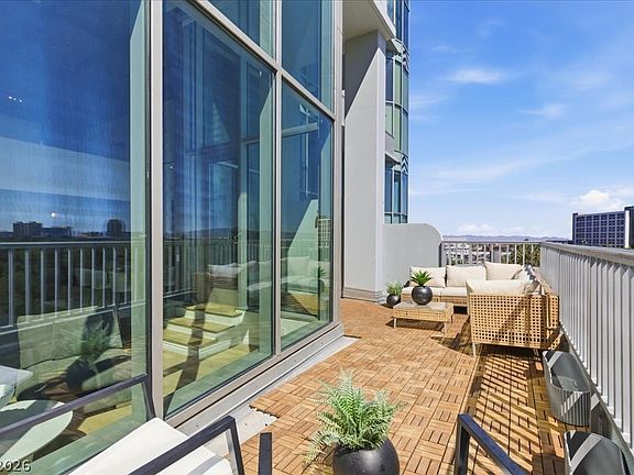 4th image of 360 E Desert Inn Rd #604