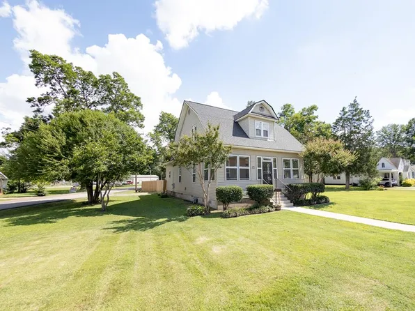 67 Elm St, Marion, AR 72364
