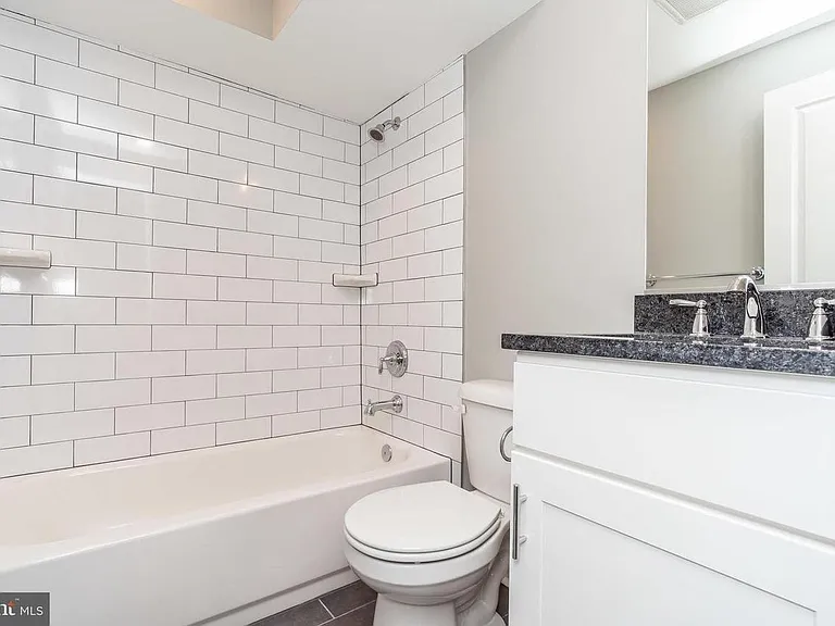 3729 Foster Ave — Photo 27