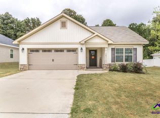 141 Red Tail Cir, Byron, GA 31008