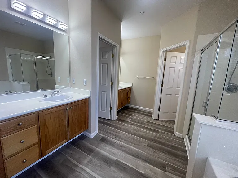 836 Shasta Daisy Dr — Photo 32