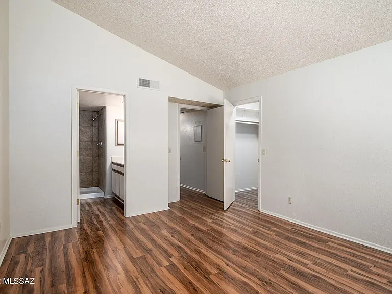 1691 W Midvale Village Dr — Photo 7