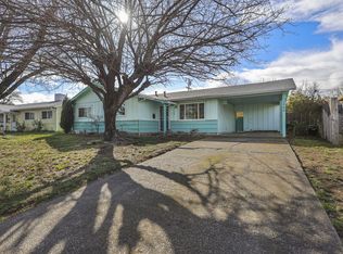 1562 Hemlock Ave, Anderson, CA 96007