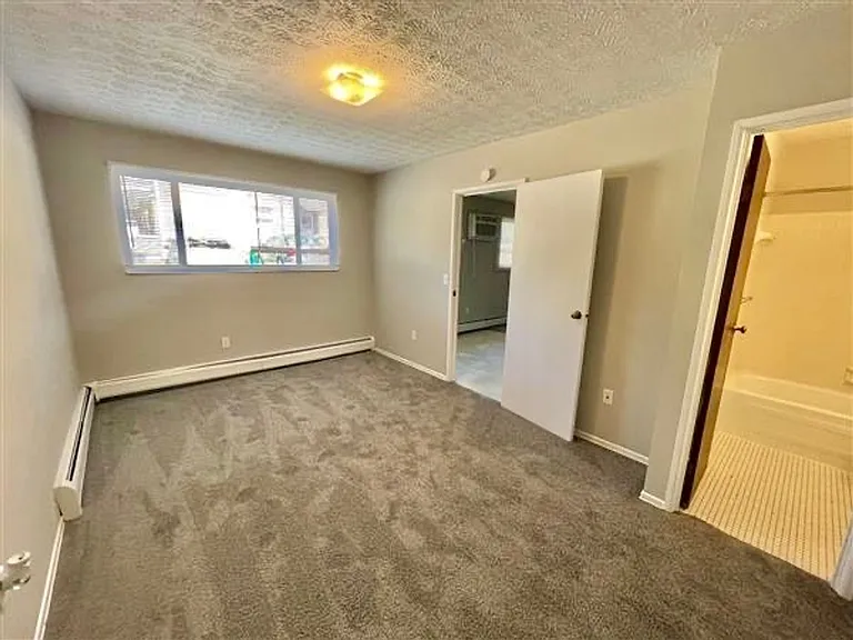 4126 W 8th St #4 — Photo 9