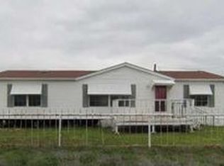 13705 Arkansas Ln, Iowa Park, TX 76367