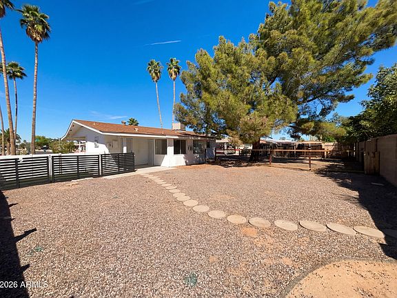 5th image of 639 N 57TH Place
