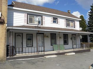 37 Broad St, Beaver Meadows, PA 18216