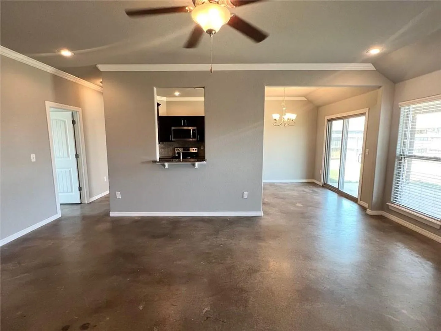 Nice 3 bed 2 bath home in Centerton — Photo 4