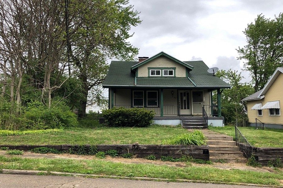 1st image of 37 Camden Ave