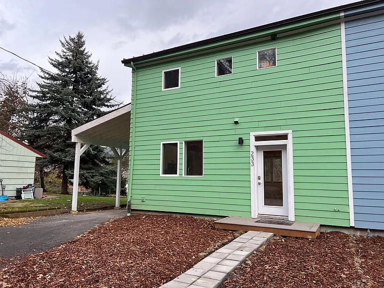 233 NW Byrkett Pl — Photo 25