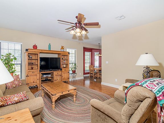 5th image of 1718 Crepe Myrtle Dr