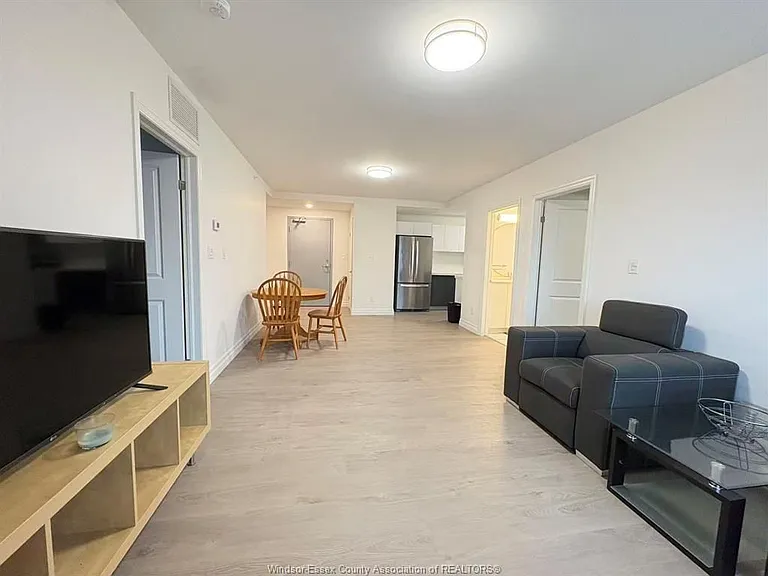 3290 Stella Cres #502 — Photo 4