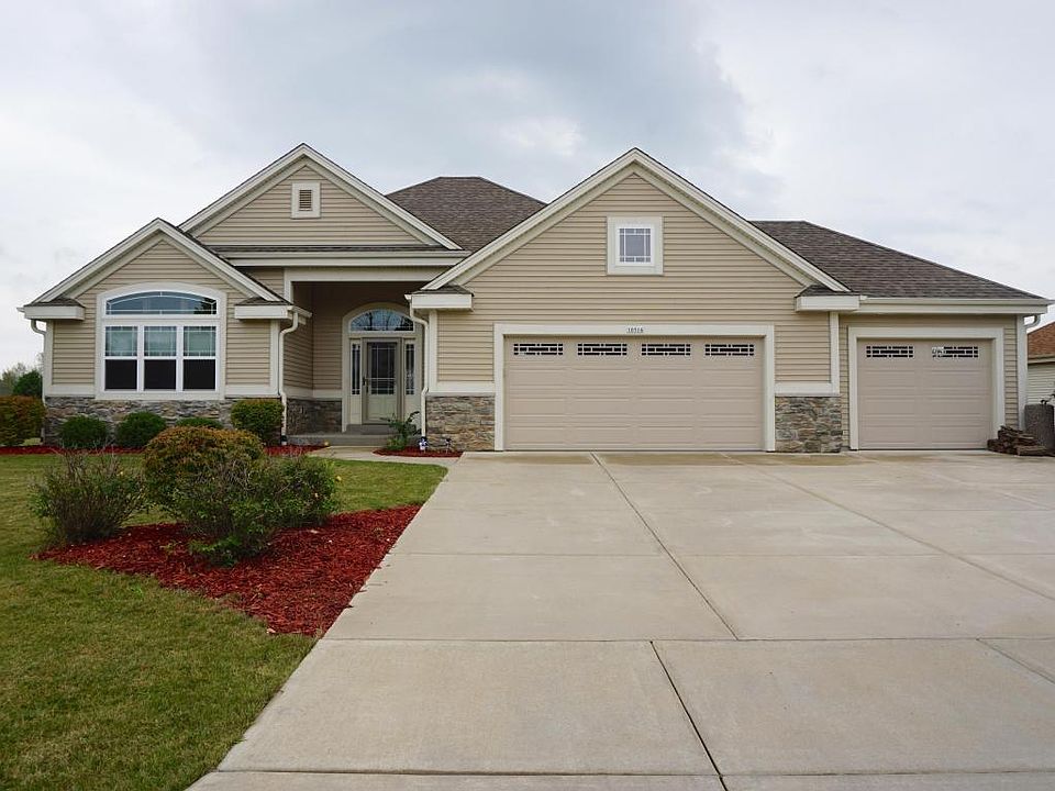 1st image of 10516 S Rosemont Ln