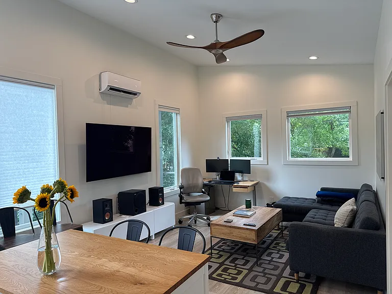 1308 Virginia Ave #A — Photo 4