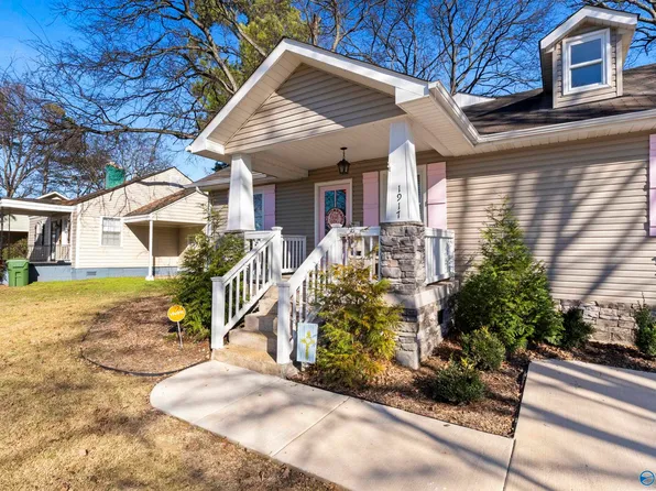 1917 Vanderbilt Cir SW, Huntsville, AL 35801