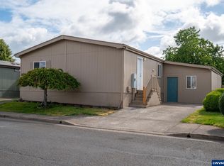 1000 S McKern Ct #83, Newberg, OR 97132