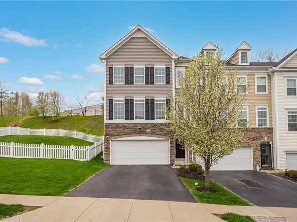 22 Truman Cir, Mc Kees Rocks, PA 15136