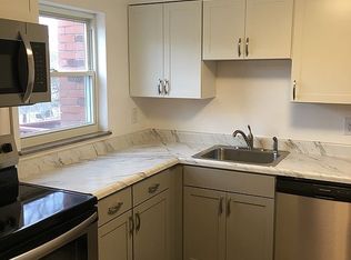 795 Cooke Dr #A, Castle Shannon, PA 15234