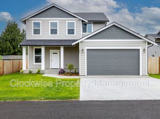 206 Tacoma Ave NW, Orting, WA 98360