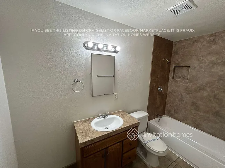5625 W Pierson St — Photo 18