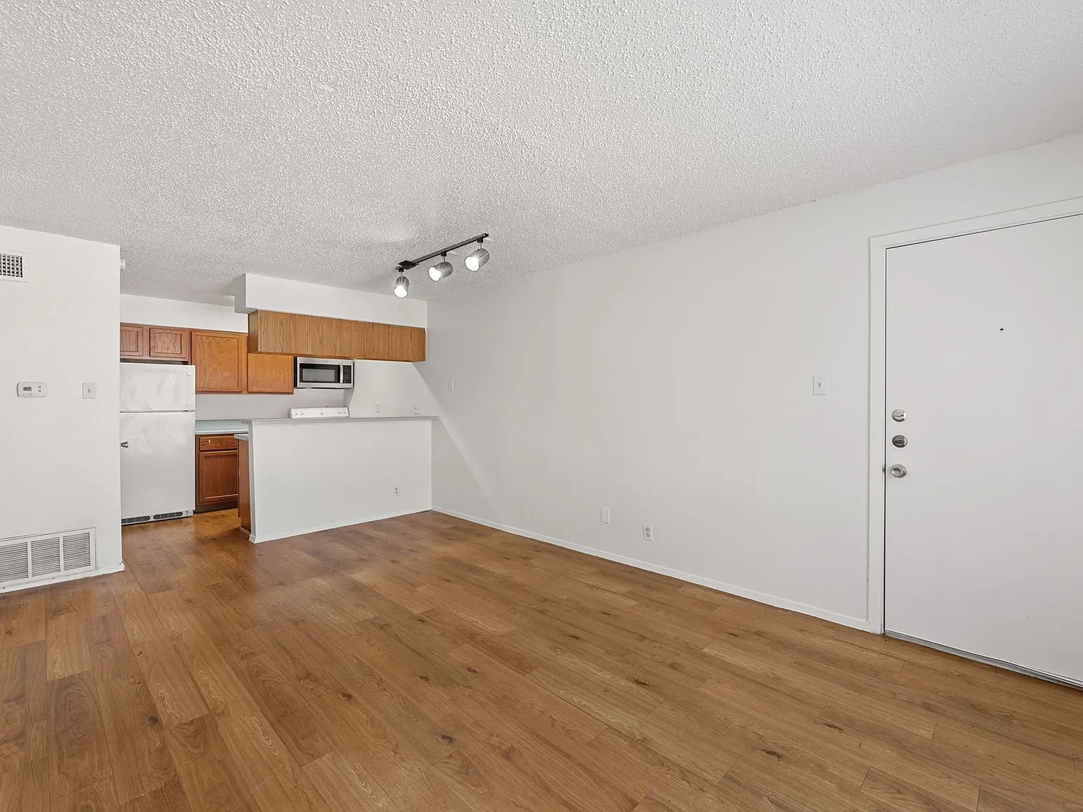 Patton Apartments — Photo 2
