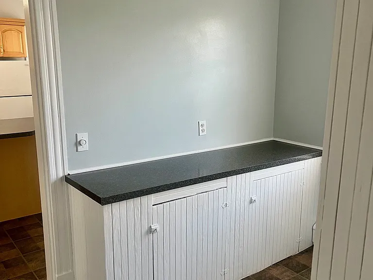 70 Park St #3 — Photo 8