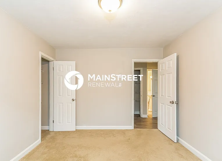 212 Meadowview Dr — Photo 10