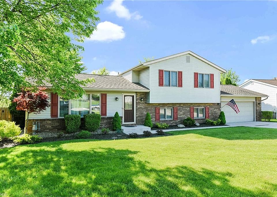 1st image of 7724 S Tamarack Dr