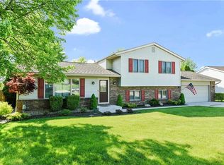7724 S Tamarack Dr, Parma, OH 44134